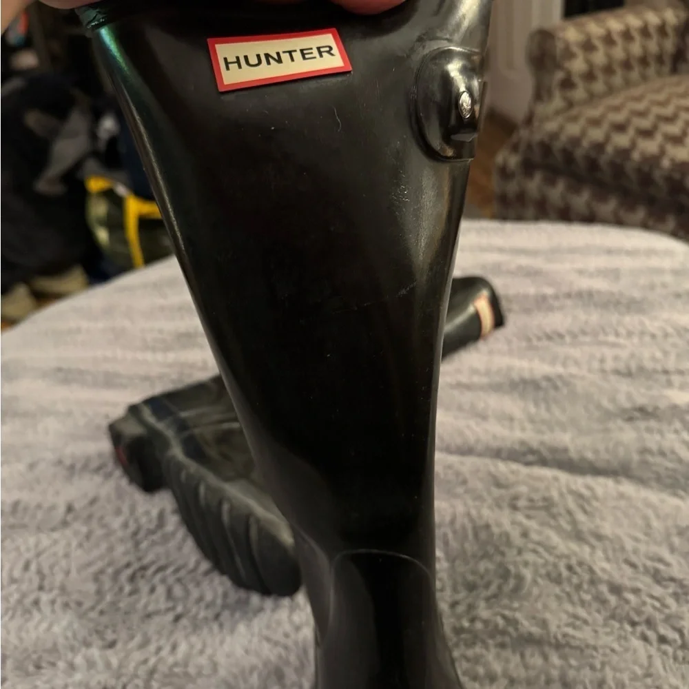 HUNTER Women’s Classic Black Tall Waterproof Boots Size 7